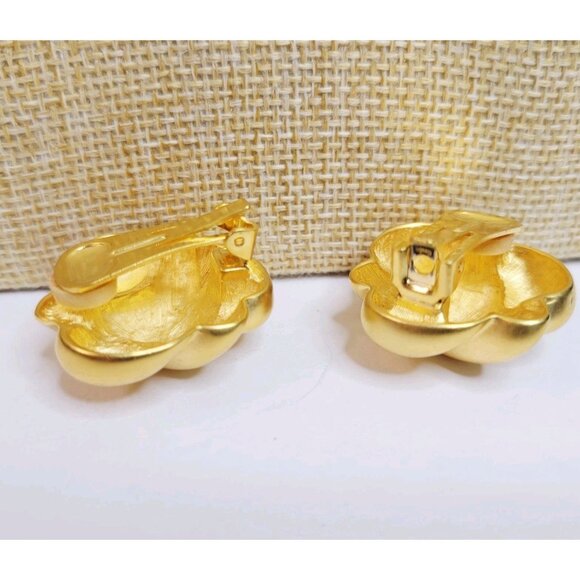Vtg Kenneth Jay Lane Clip-on Earrings KJL Chunky Brushed Gold Tone - Picture 2 of 5